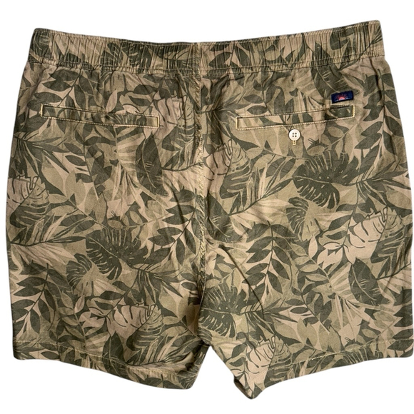 NWT Faherty‎ Essential Drawstring Olive Green Jungle Tropical Shorts Men's XL - Picture 2 of 6
